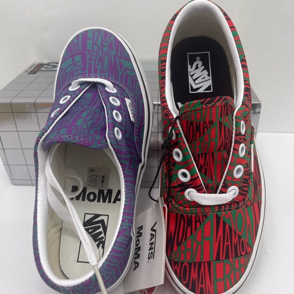 Vans WMNS Era (Moma) Faithringgold/Tr White Sneakers
VN0A4BV41UC Purple Graphic - Picture 9 of 16